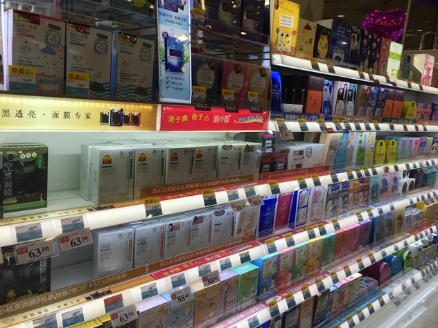 屈臣氏面膜和娇兰佳人哪个好用,屈臣氏水杨酸面膜打假测评视频