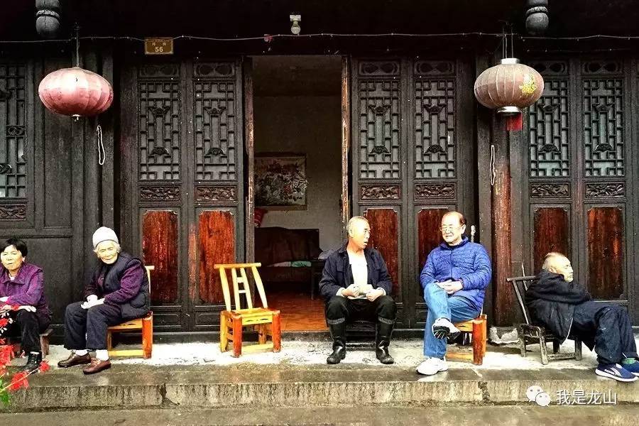 缇よ搐闆嗚仛,缇よ搐浜戦泦鍏辩瓚澶ф垚