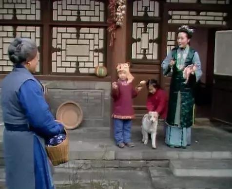 红楼小人物｜周姐儿：最高幸运是不知道生活是什么模样