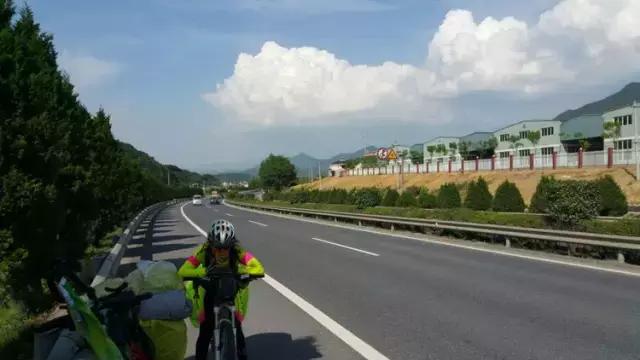 北纬30度骑行第28天,千岛湖骑行一日游最佳路线