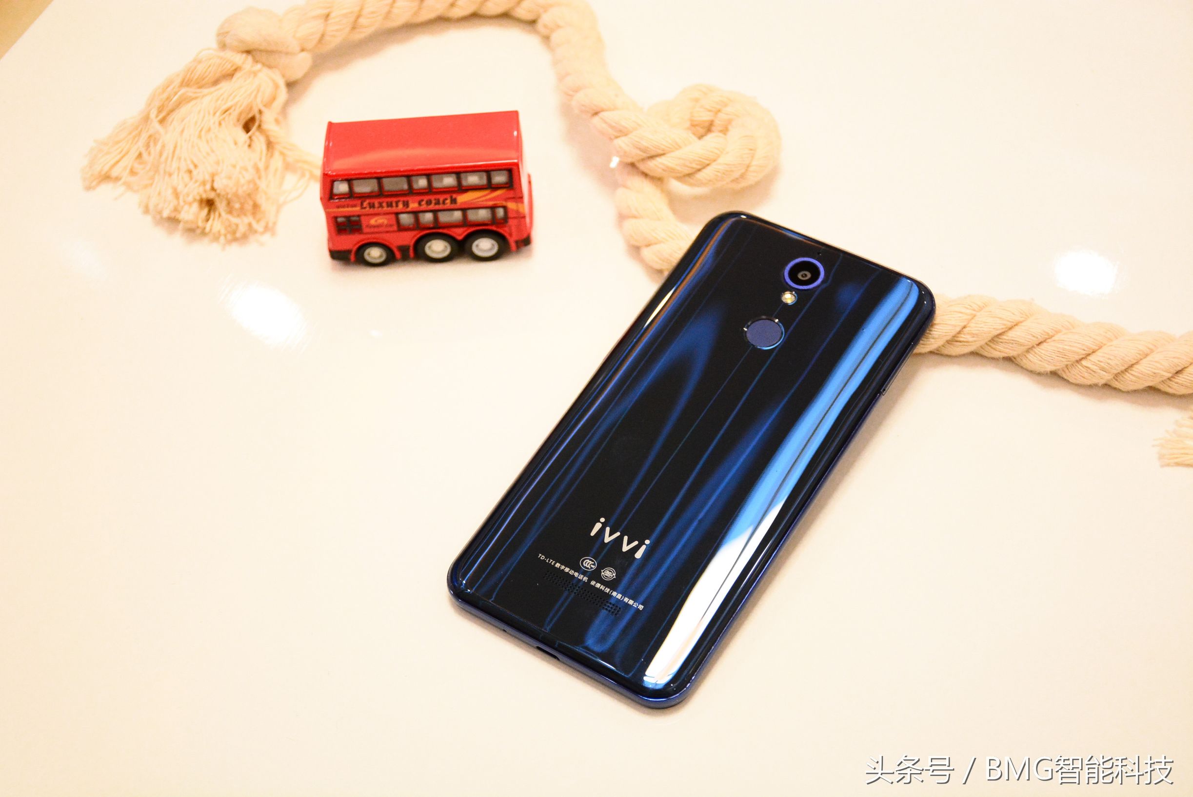 ivviK5裸眼3D手机深度评测:岂止裸眼3D?别的也不赖