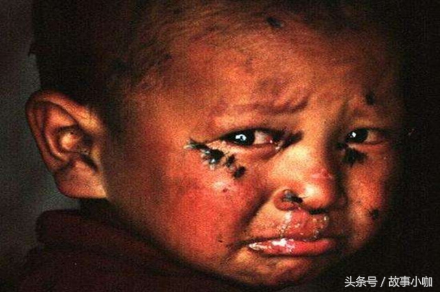 故事：后妈虐待孩子，去世的亲妈狠狠教育了她