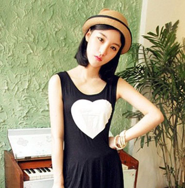 圆脸中分短发怎样卷好看,适合圆脸女生的中分短发发型