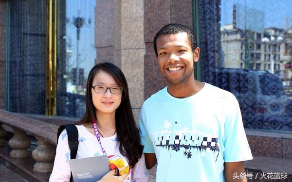 中国体坛黑人混血球员，多是孤儿和单亲，梦想披上国家队战袍