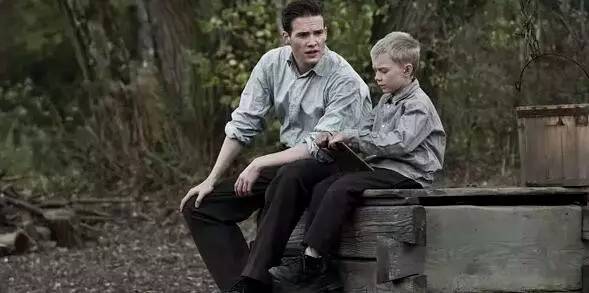 再现地狱！扣眼掏肠、滚水刮皮、焚烧幼童，这只是真实的十分之一