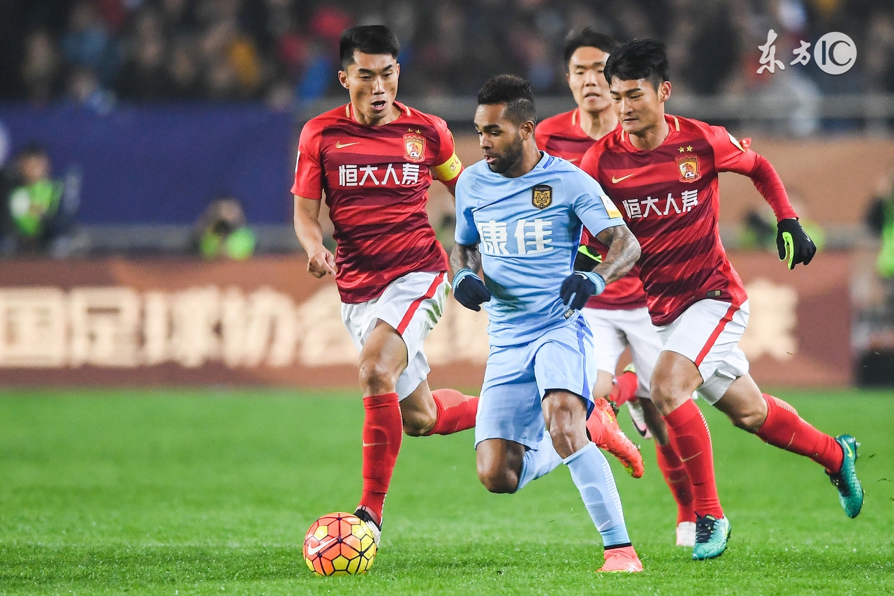 崔龙珠时代的江苏苏宁与广州恒大的第五次对决