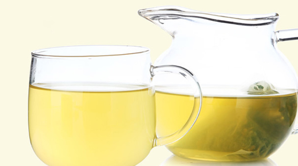 小护士：炎炎夏日怎样减少油腻给胃部释压清除多余油腻！