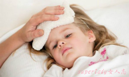 孩子睡觉爱蹬人怎么办,睡觉爱蹬被子小妙招