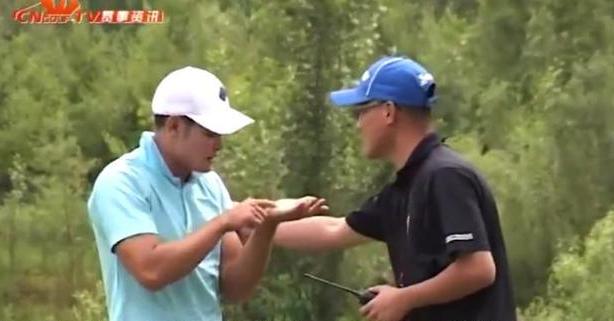 韩国选手掌掴对手被罚下场,韩国选手掌掴对手被罚下场原因