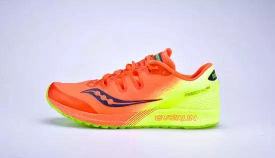 谁说跑鞋不贵？一篇文章刷新你的跑鞋新上限！