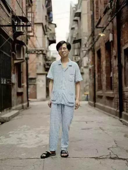 轻奢感衬衫牛仔阔腿裤,花衬衫阔腿裤男