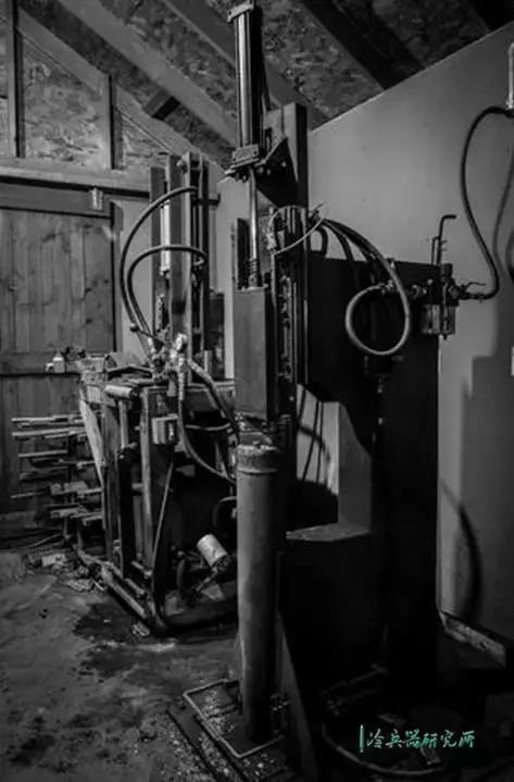 制刀技术在哪里学,想学锻刀最开始干什么