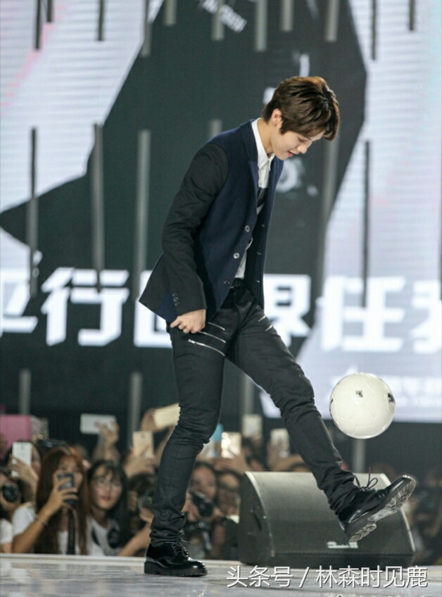 足球鹿晗精彩合集,足球小将鹿晗出场