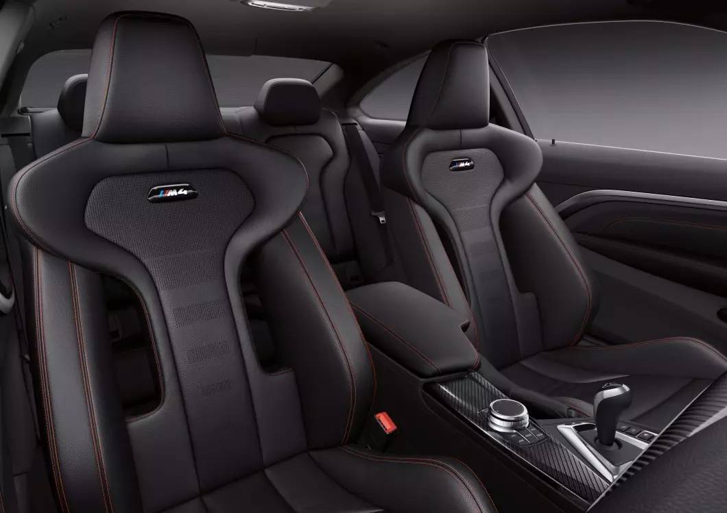 bmwm4暴力驾驶,bmwm4外观都能改善吗