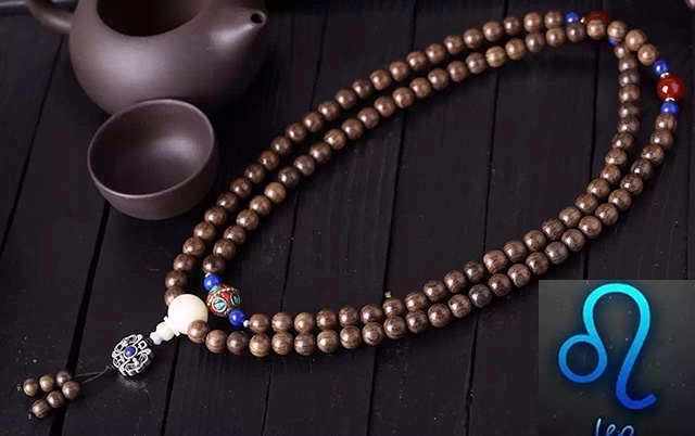 文玩中12生肖佩戴什么手串 (不同星座适合的文玩)