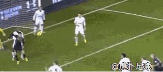 巴萨小将首秀单刀破门,巴萨17岁小将首单刀破门