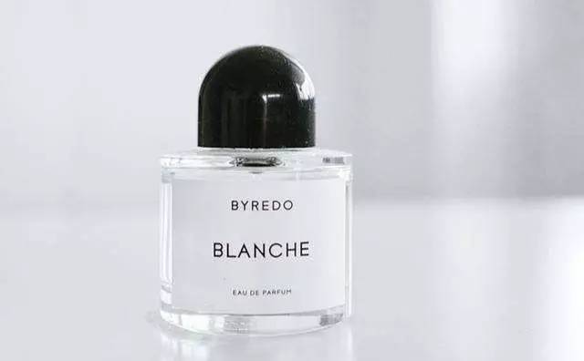 樊姐送关关的香水,樊姐送给关关什么香水