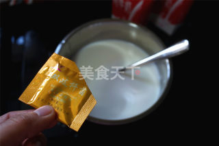 希腊酸奶无糖零脂肪,无糖希腊酸奶可以做低卡餐