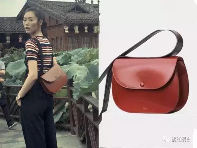 刘雯背的水桶包,刘雯旅行背的包
