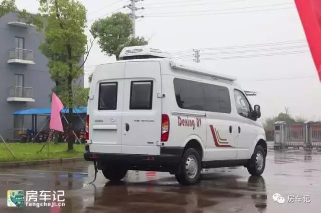 德兴东风御风短轴房车配置表,最便宜的大通短轴自动挡房车
