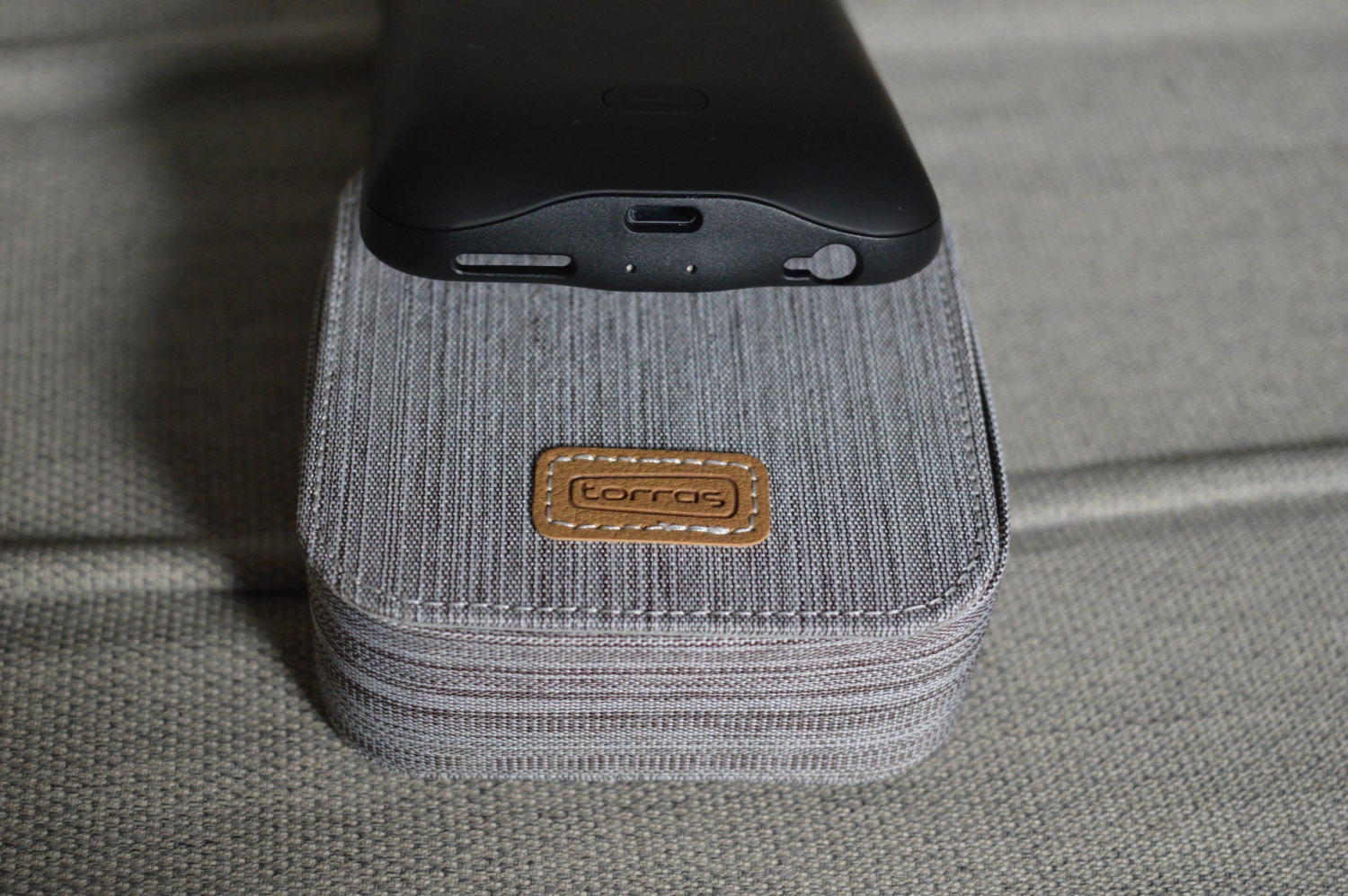 苹果手机用图拉斯磁吸充电宝好吗,iphone充电宝图拉斯