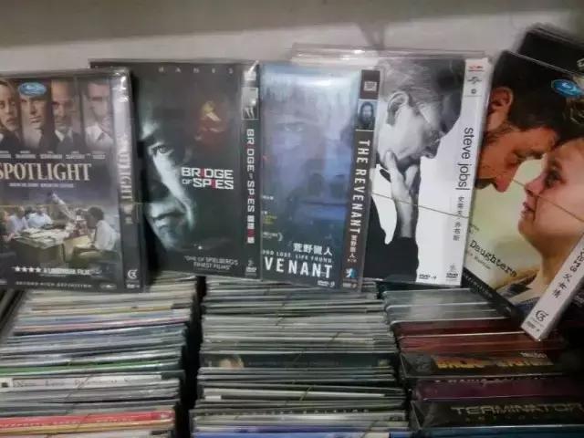 袁姐的淘碟江湖，是比赵雷的《成都》更成都的存在