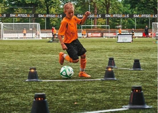 1分钟快速提升球员的足球基本功,你必须要学会的足球小技巧