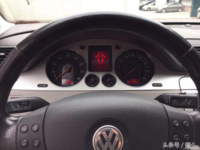 09年迈腾b62.0t什么变速箱,10年迈腾b61.8t新车售价多少