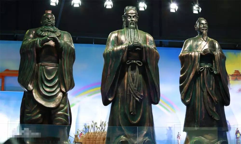 51假期带孩子去迪士尼乐园玩,比迪士尼更好玩的地方是哪里