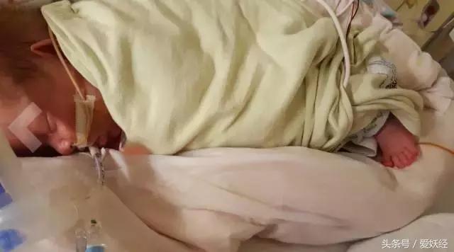 爱妖经｜亲子装，亲子包……现在连美甲都要同款了？