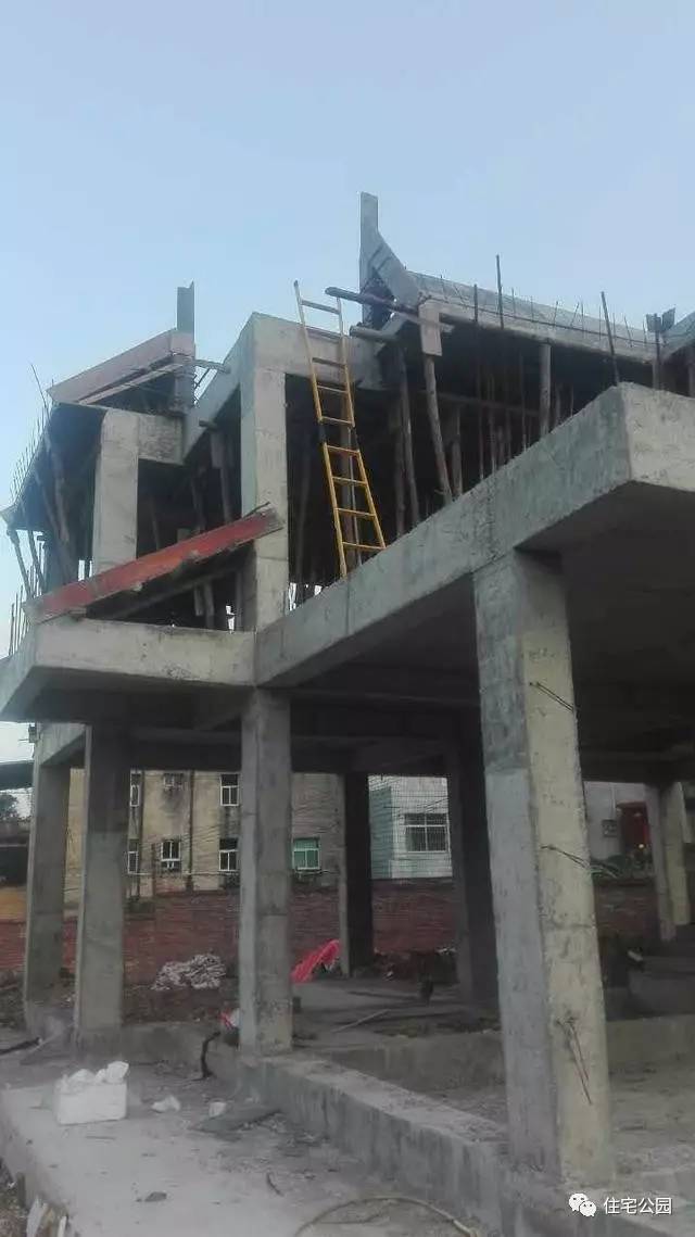 软地基怎样做才牢固,地基怎么做最牢固又便宜