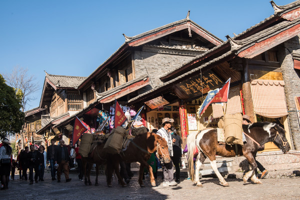 丽江攻略束河古镇,丽江束河古镇蓝石客栈住宿价格
