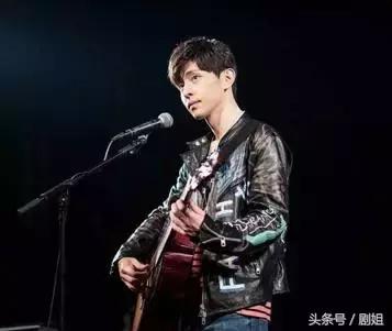 第二季，全部都是谈恋爱！