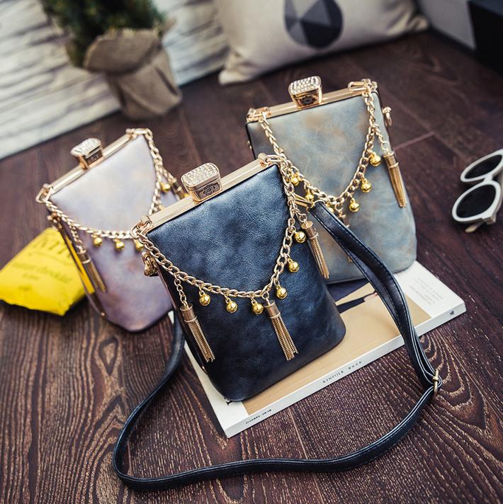 斜挎包手拿包时尚百搭,又潮又好看的斜挎包