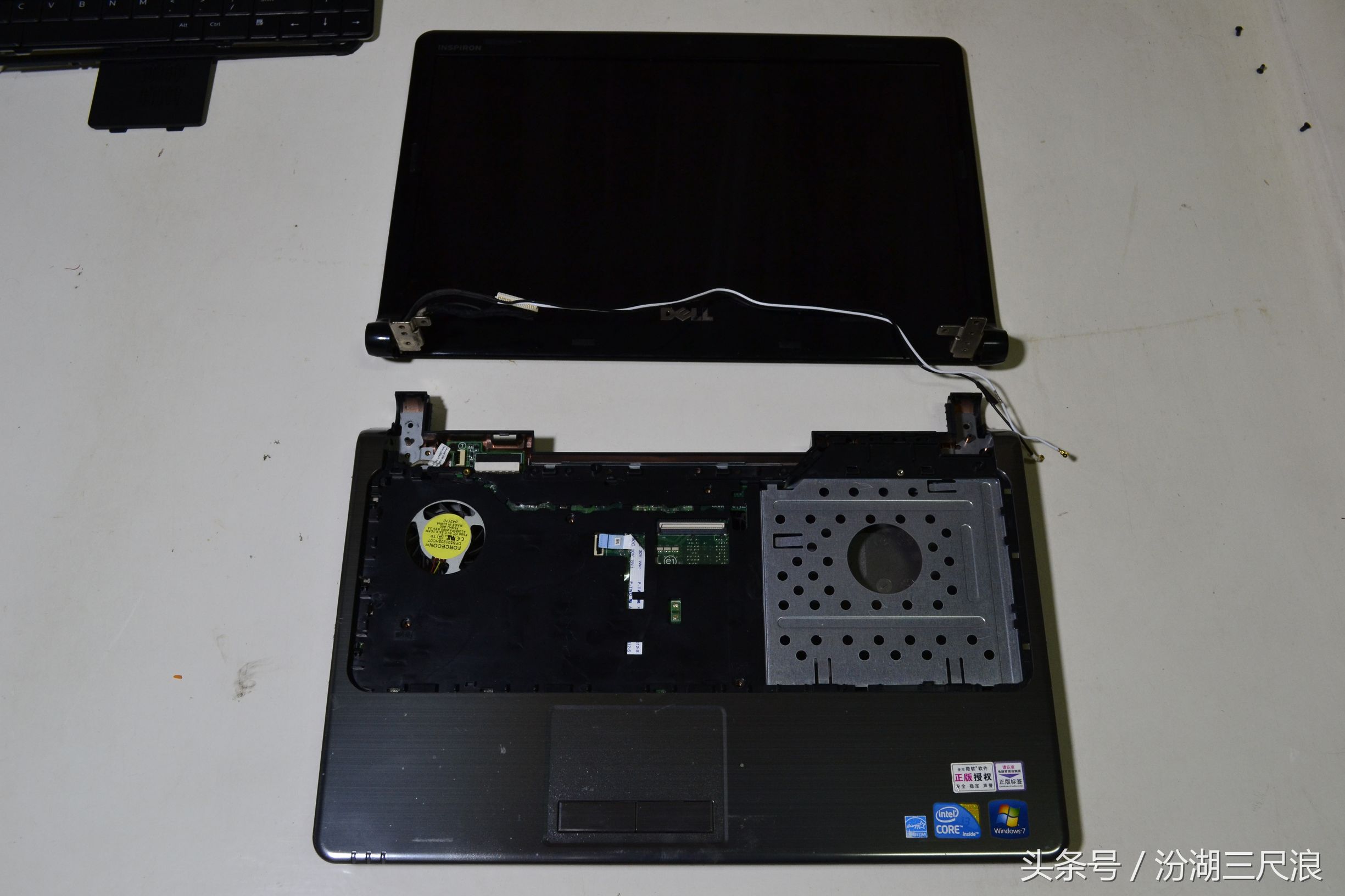 戴尔1464笔记本拆机研究图解