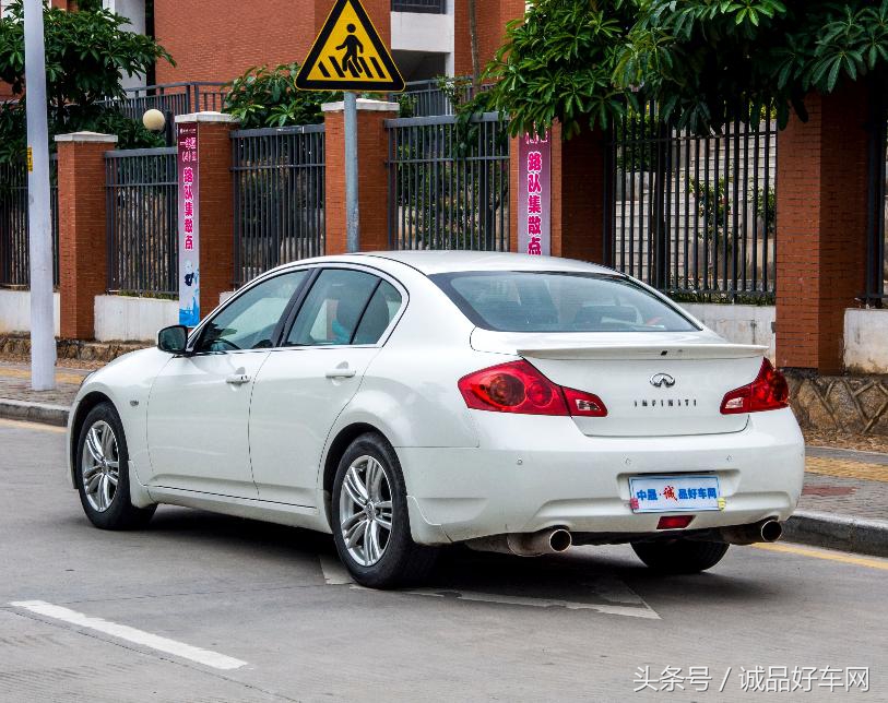为什么这款2010年的英菲尼迪G系才开了2.4万公里？