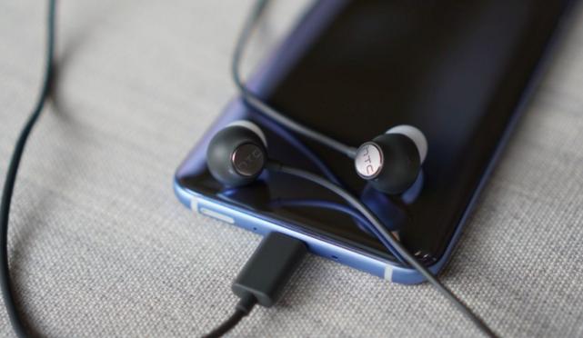 日版htcu11详细参数,htcu11plus深度评测