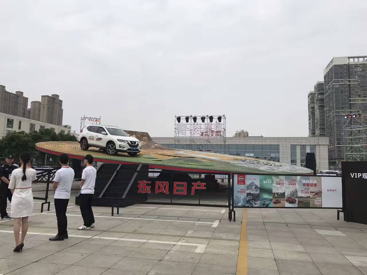 这是无名和长空的对决么？当昂科威强者U乐园撞上了奇骏大魔盘