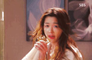 平板如何夹头发,平板夹刘海教程