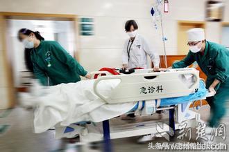 20多岁女孩肚子疼抢救无效去世,24岁女子半夜腹痛抢救无效死亡