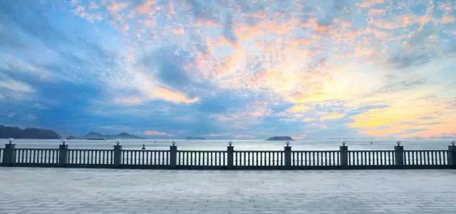 拒绝下饺子，出门就是海，双月湾爱琴海酒店