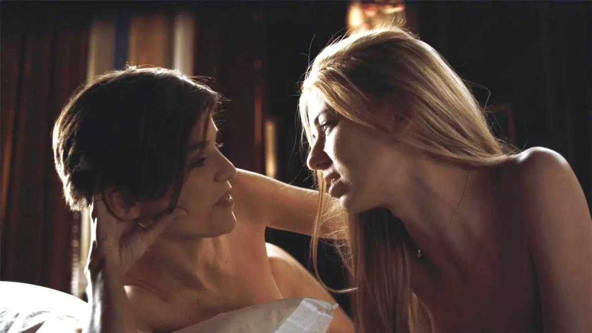 别光看加朵,她身边也都是女神啊丨赏色