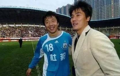 他才是应该离开北京国安的人球队崩盘他不可推卸！