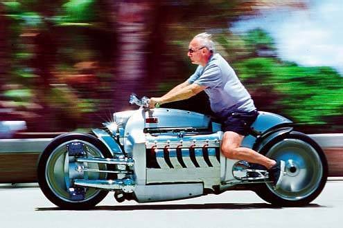 世界上最快的摩托车超级战斧,世界上最昂贵的摩托价值5亿