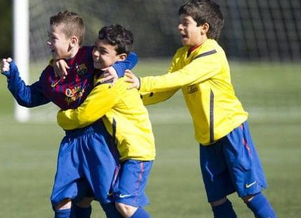 世纪青训,拉玛西亚是足坛最强的青训营吗