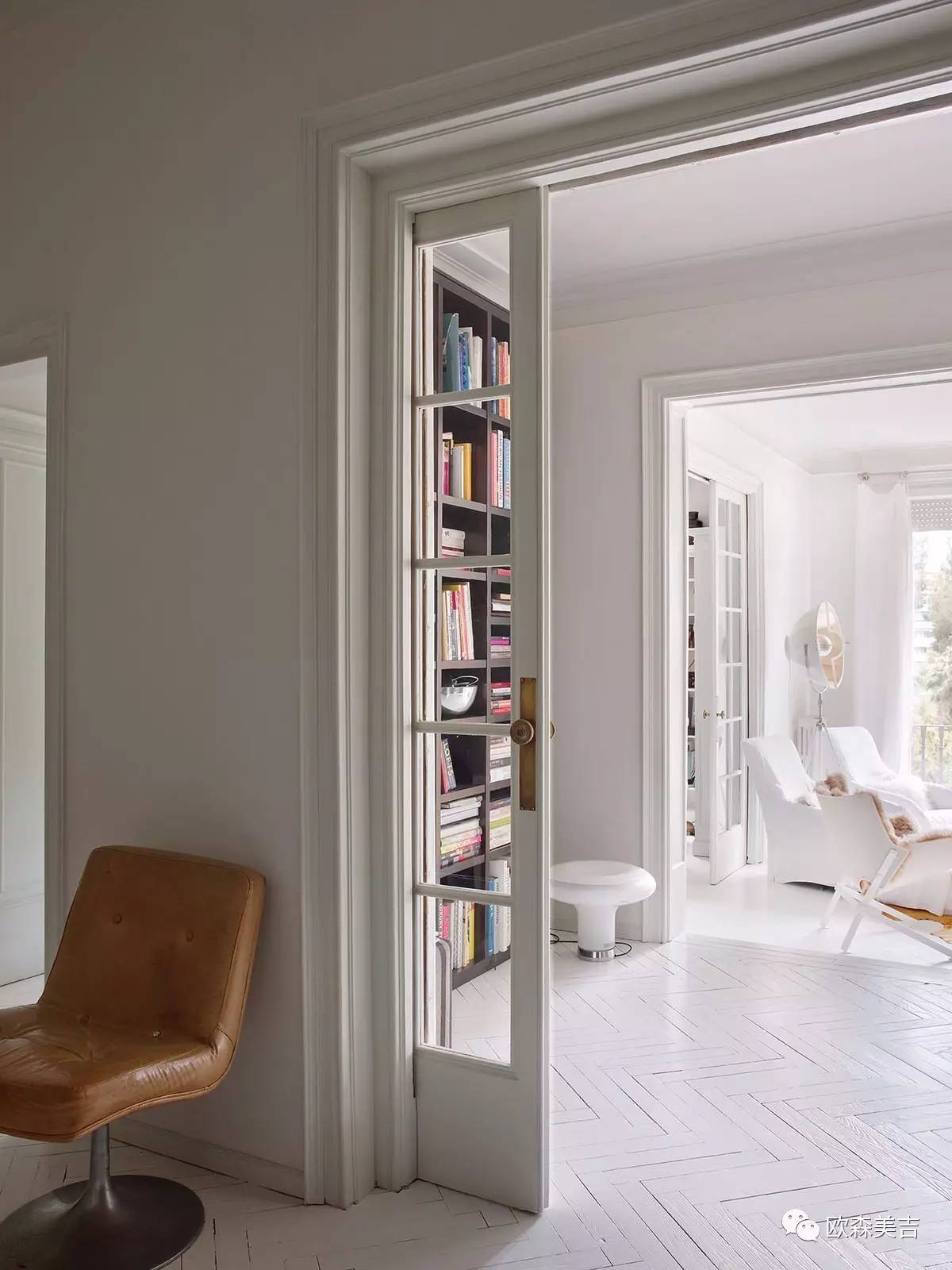 巴塞罗那家居装修,巴塞罗那红色装修