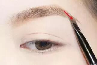 眉毛浅画法教程,眉毛淡化妆步骤