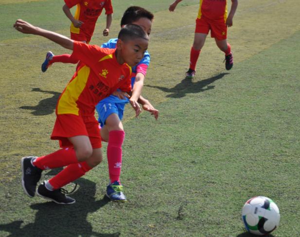 “卡尔美·前方体育杯”青岛青少年足球俱乐部联赛摄影大赛