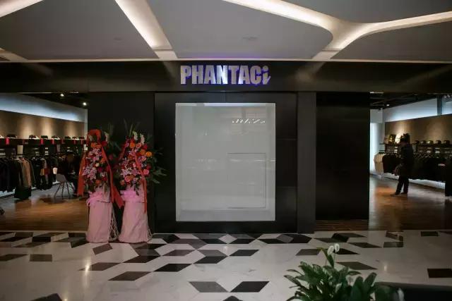 明星开的潮牌店,哪个明星的潮牌店便宜