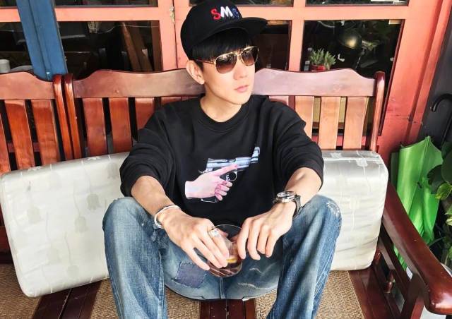 明星开的潮牌店,哪个明星的潮牌店便宜